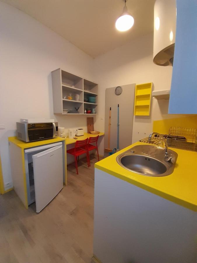 Residence Les Volets Bleus: Studio De 30 M² Classe 2 * ロシュフォール エクステリア 写真