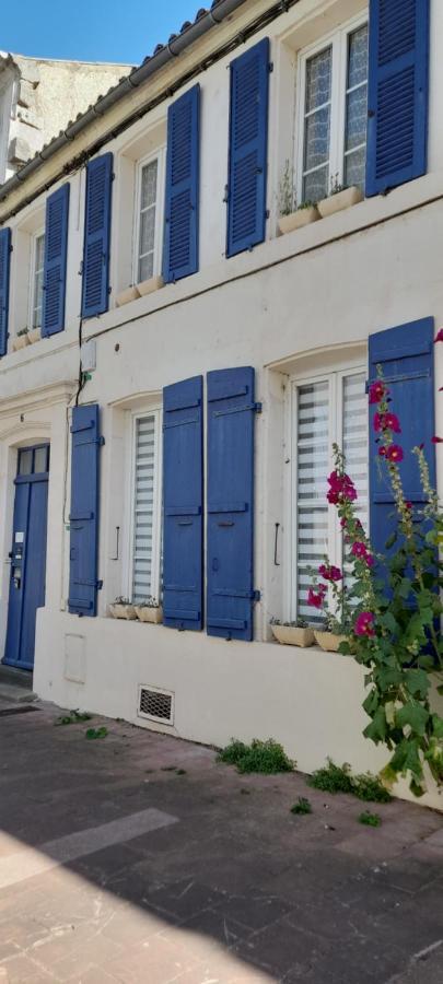 Residence Les Volets Bleus: Studio De 30 M² Classe 2 * ロシュフォール エクステリア 写真